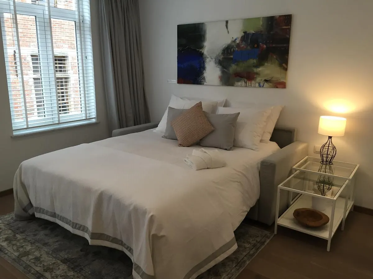 Antwerp Business Suites 4*,  België